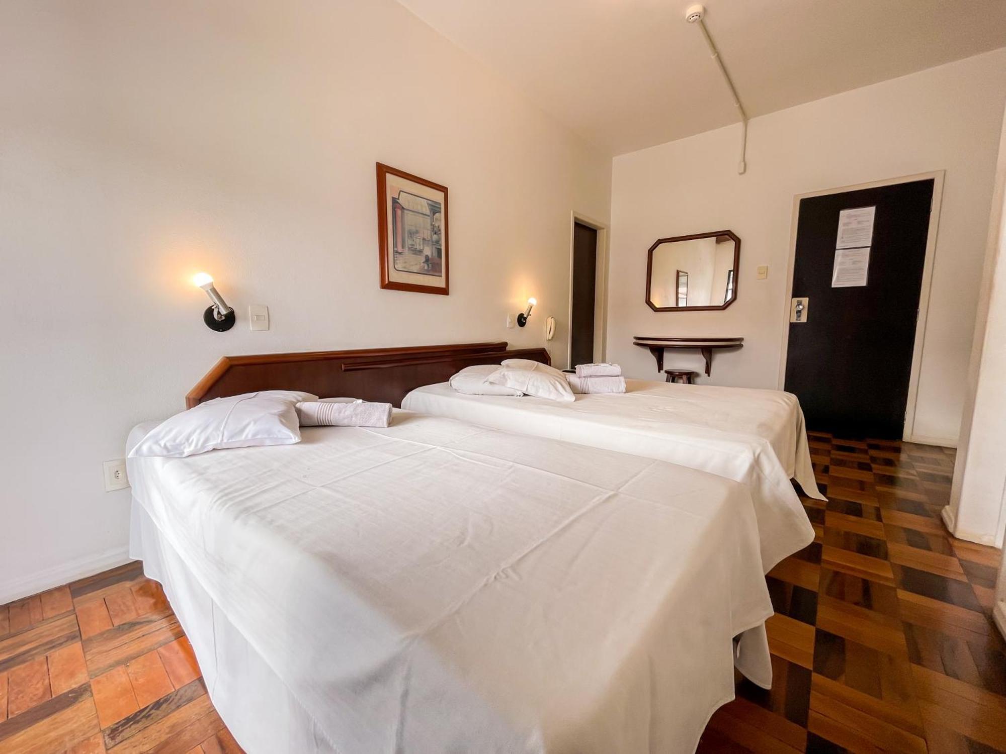 Hotel Canas Gold